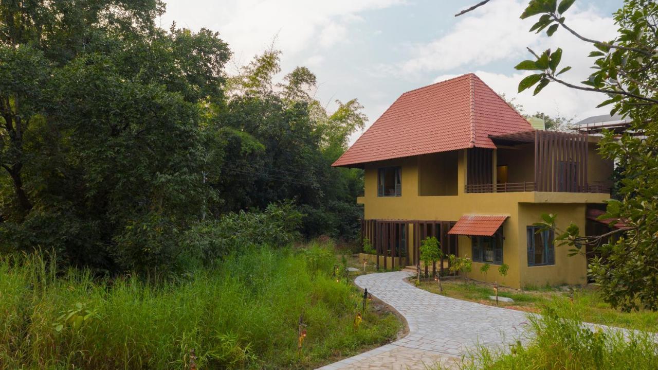 พรรณราช รีสอร์ต แอนด์ สปา Hotel Khawasa ภายนอก รูปภาพ